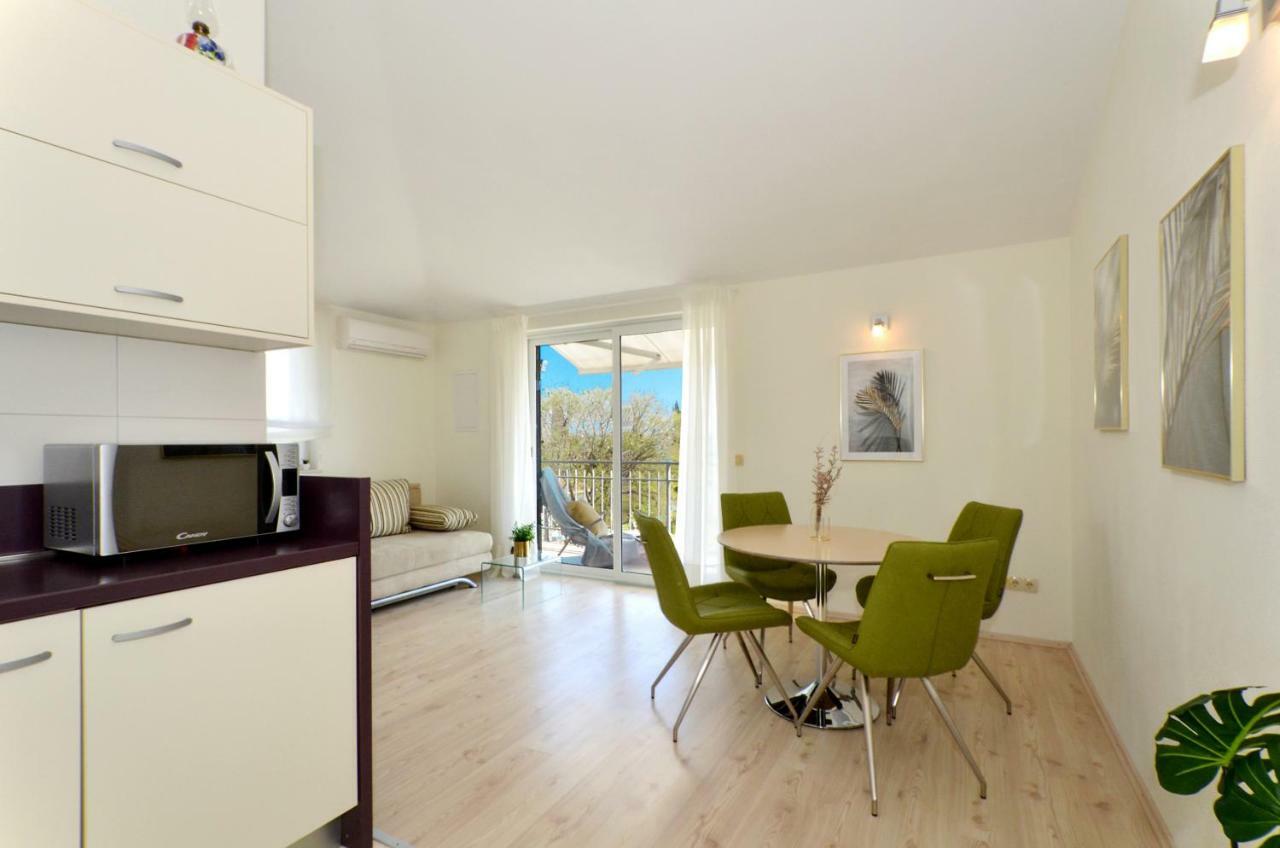 Mar Deluxe Apartments Trogir Exterior foto